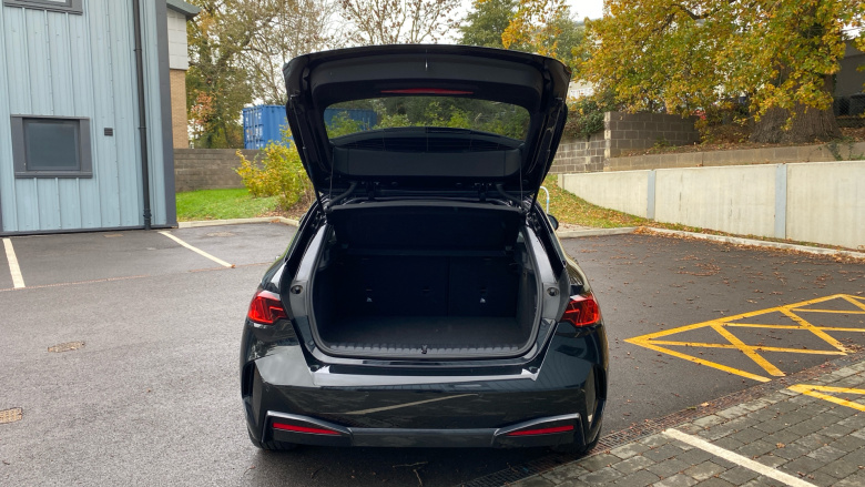 BMW 1 Series 120 Sport 5dr Step Auto Petrol Hatchback